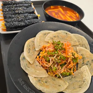 청춘꼬마김밥 사진