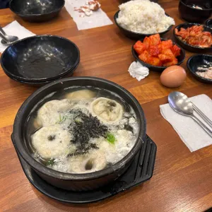 중리콩나물국밥 사진