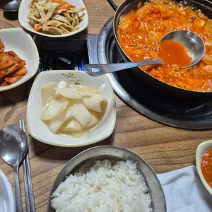 산들애쌈밥두루치기 사진
