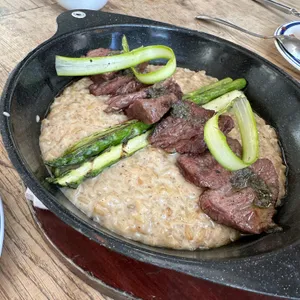 쓰리버즈 사진
