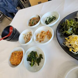 영진보리밥쌈밥 사진