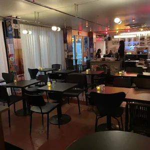 포스터바 리뷰 사진