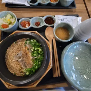 솔솥 사진