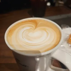폴바셋 사진