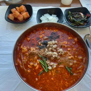 고씨네동해막국수 사진