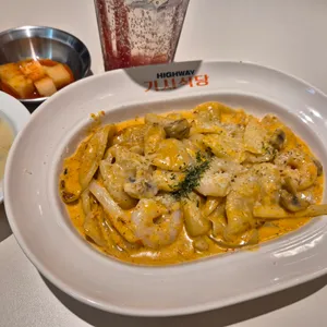 하이웨이 기사식당 사진