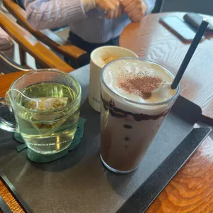 더치앤빈 사진