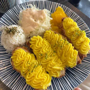 돈까스 담다 사진