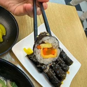 예술김밥 사진