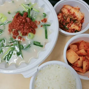 부산아지매국밥 사진