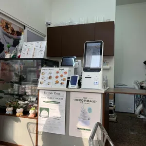 요커 리뷰 사진