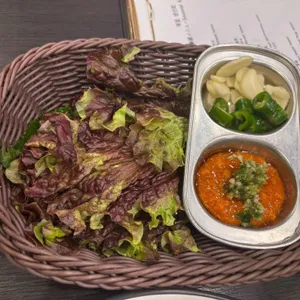 회뜨는집 사진