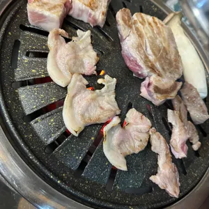 돈의숙성 사진