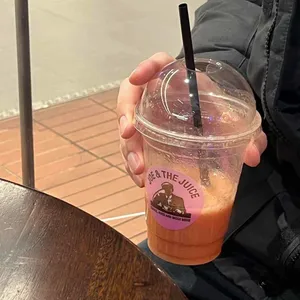 조앤더주스 사진