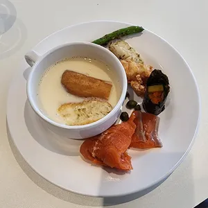 애슐리퀸즈 사진