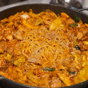 빤닭빤닭 치즈 닭갈비 사진
