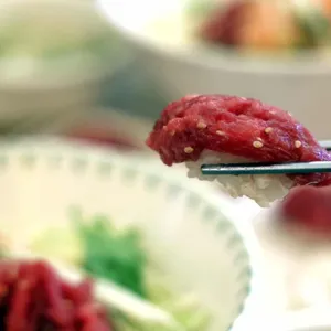 육회바른연어 사진