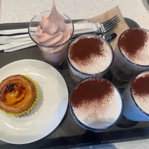 폴 바셋 사진