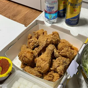 네네치킨 사진