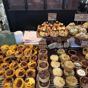 에낭 대표 사진