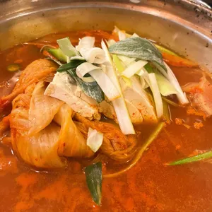 양은냄비 사진