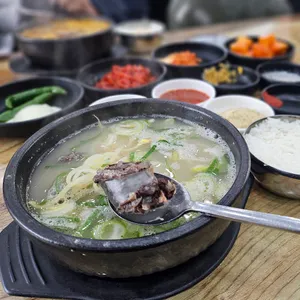 신창손 순대국밥 사진