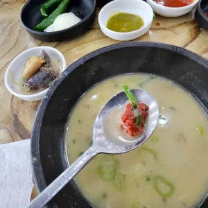 신창손 순대국밥 사진