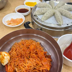 삼삼밀면 사진