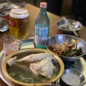 밤을걷는선비 사진