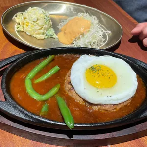 서커스돈까스 사진