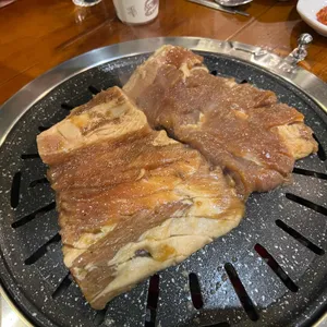 돈우본 사진