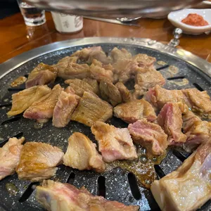 돈우본 사진