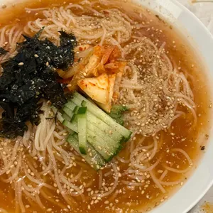 진한담 사진