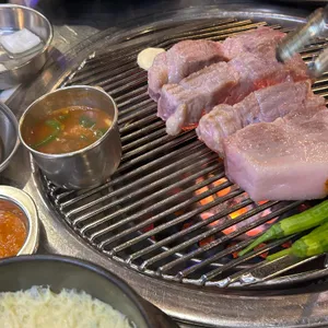 제주돈사돈 사진