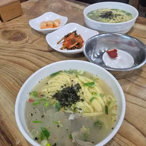 비학산생칼국수 사진