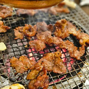 못난돼지 뽈사랑 사진 1