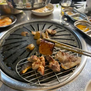 돈의숙성 사진