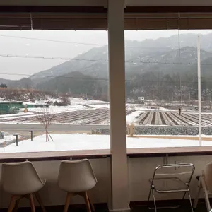 시즌즈 사진 2