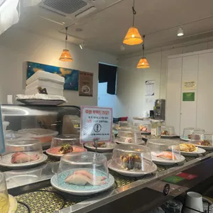 스시온더레일 사진