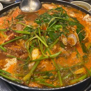 해물알탕전문 사진 1