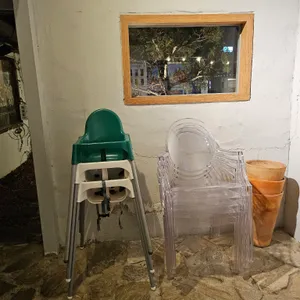 챔프스페이스 커피로스터스 베리도넛 리뷰 사진