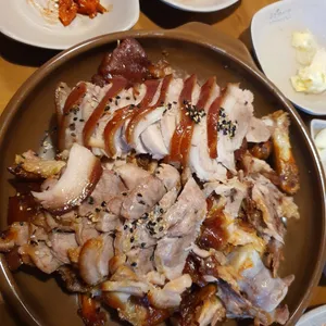 족발야시장 사진
