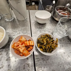 정면 사진