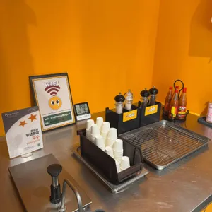 크라이치즈버거 리뷰 사진