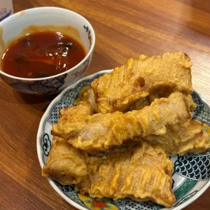 띠디 사진
