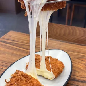 생돈까스랑 냉면 사진