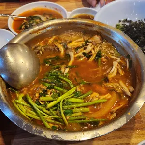 가양 칼국수 버섯매운탕 사진