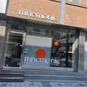 니모닉 대표 사진