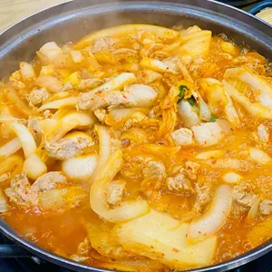 돼지집 사진