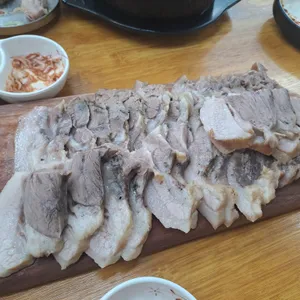 청돈도마순대국 사진